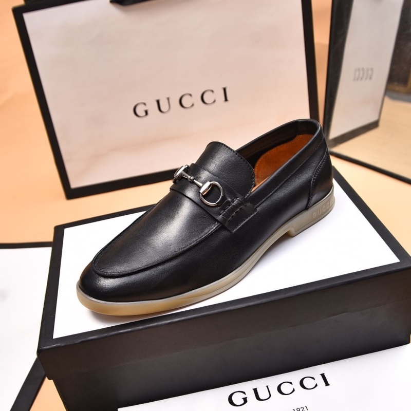 G*u*i leather shoes